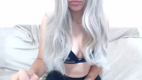 CamilleBunny online show from July 19, 2:46 am