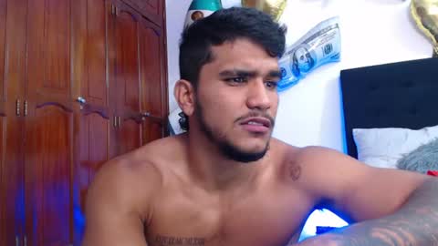 camilo_contre21 online show from July 26, 12:04 am