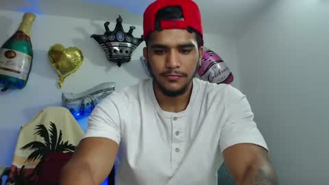 camilo_contre21 online show from August 2, 1:01 am
