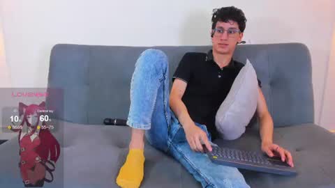 Camilo online show from August 14, 3:10 am