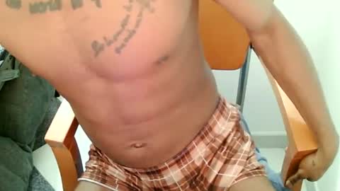 camilopolla22 online show from June 27, 8:00 pm