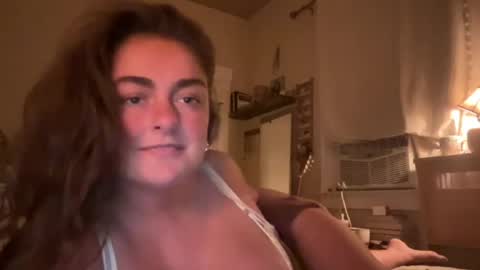 camilove123 online show from August 17, 6:07 am