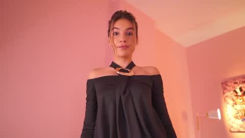 Camy online show from August 13, 8:39 am