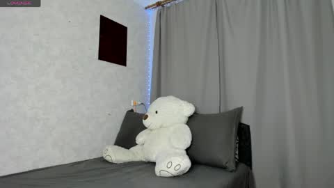 camladylux online show from May 15, 10:32 pm