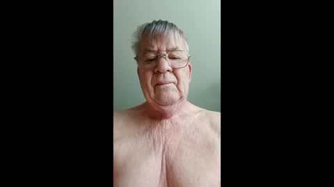 camlover12312345 online show from June 4, 12:20 pm