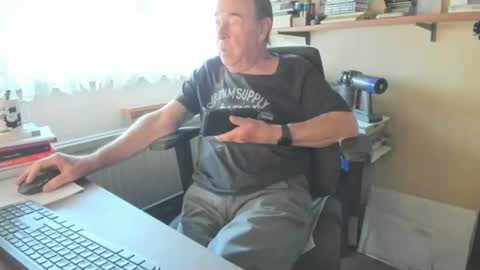 Cammee online show from July 24, 7:44 am