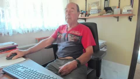Cammee online show from July 28, 9:15 am