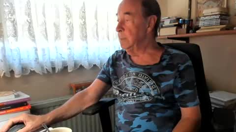 Cammee online show from August 11, 8:38 am