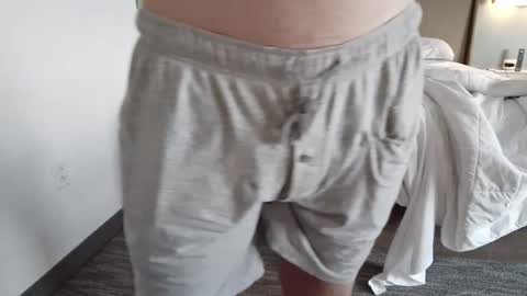 cammyman6900 online show from July 30, 11:44 pm
