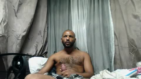 camopiel online show from March 29, 9:00 pm