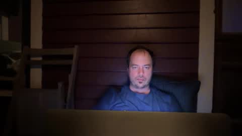 camunity online show from May 5, 9:44 am