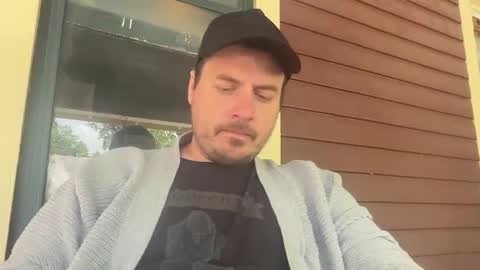 camunity online show from May 9, 3:25 pm