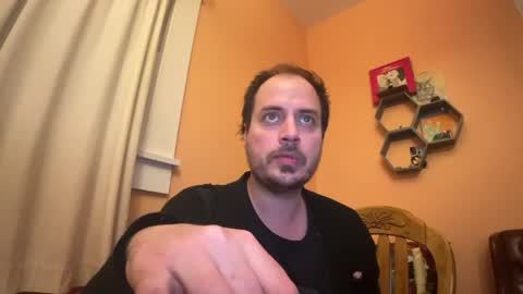 camunity online show from May 10, 2:03 am