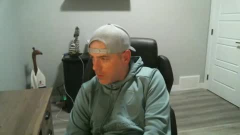 CanadianBacon6969 online show from April 4, 8:43 am