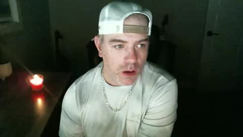 CanadianBacon6969 online show from May 17, 7:20 am