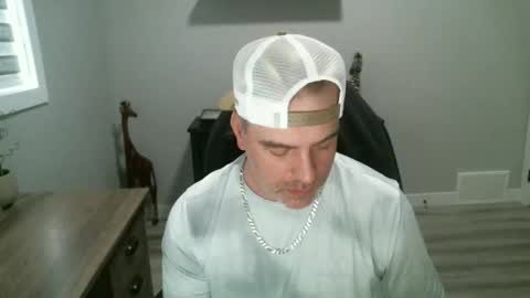 CanadianBacon6969 online show from May 21, 11:06 pm