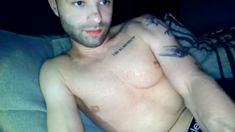 CanadianDaddy online show from June 10, 9:27 am