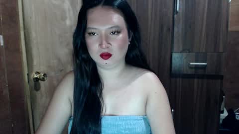 candiiice18 online show from July 7, 5:22 am