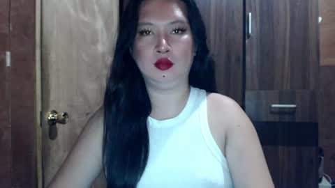 candiiice18 online show from July 17, 1:49 am