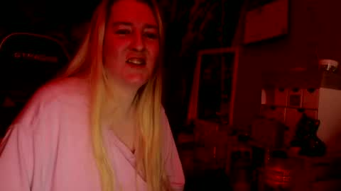 Candi online show from August 13, 2:36 am