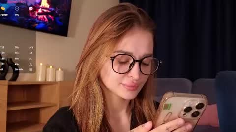 Hey there Im Anna 21 years old online show from July 9, 6:13 pm