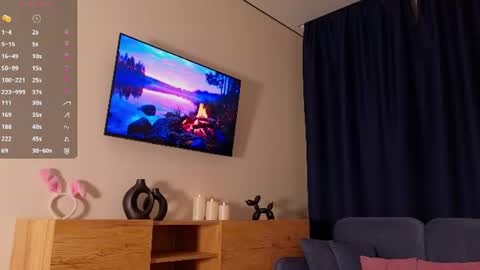 Hey there Im Anna 21 years old online show from July 11, 11:44 pm