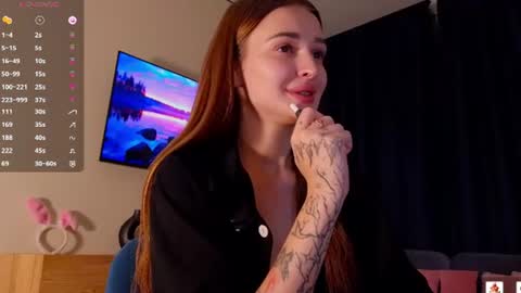 Hey there Im Anna 21 years old online show from July 17, 11:38 pm