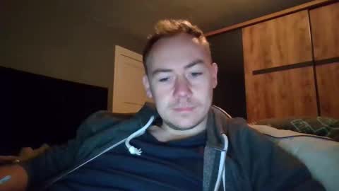 candy_boy_xoxo online show from March 28, 10:44 am