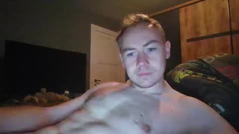 candy_boy_xoxo online show from April 11, 10:22 am
