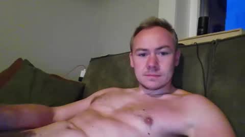 candy_boy_xoxo online show from June 6, 8:14 pm