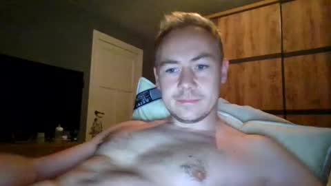 candy_boy_xoxo online show from August 8, 2:28 pm