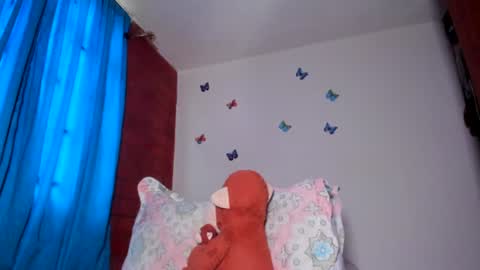 Candy  Brown online show from August 6, 1:43 pm