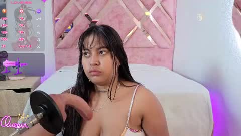 Im ChloeJoin The Fan Club online show from August 11, 3:08 am