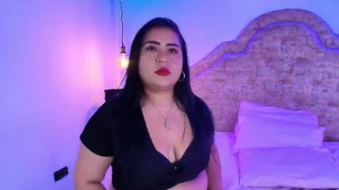 Candy curves1 online show from July 9, 11:10 pm