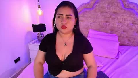 Candy curves1 online show from July 10, 12:16 am