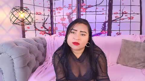 Candy curves1 online show from July 11, 2:28 am