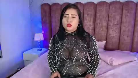 Candy curves1 online show from July 11, 11:55 pm