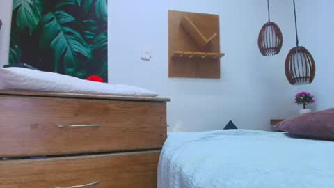 Jolie online show from August 12, 9:17 pm