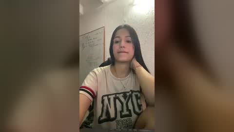 candy_liittle18 online show from August 7, 4:01 am