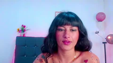 Candy online show from August 6, 8:19 pm