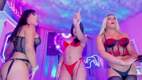 candy_sweetxxts online show from April 27, 3:47 am