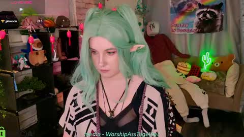 Mary online show from July 25, 5:44 am