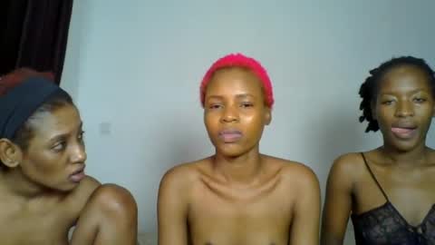 candyce7 online show from August 12, 10:34 pm