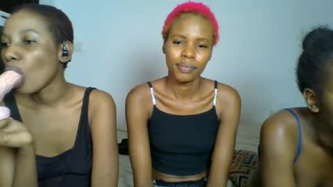 candyce7 online show from August 14, 12:47 am