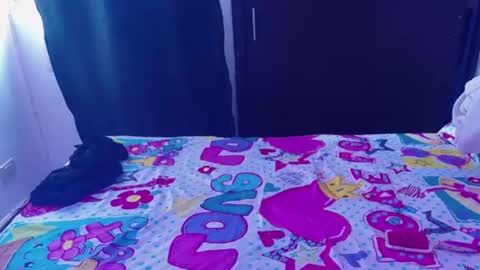 Candy online show from August 11, 3:36 pm
