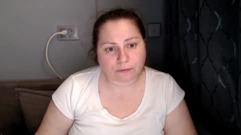 Laura online show from August 11, 4:36 am