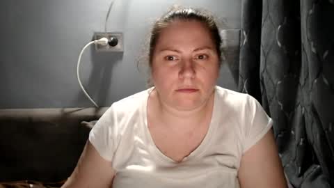 Laura online show from August 12, 12:13 am