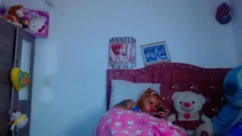 Candy Kane online show from August 11, 7:32 am