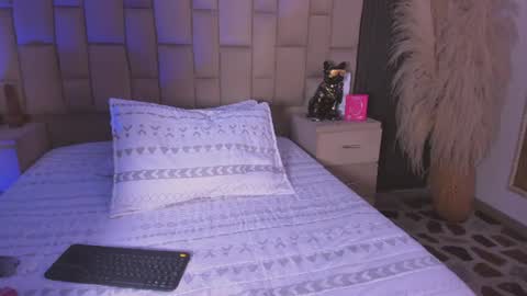 Candy Meyers online show from July 12, 12:39 am