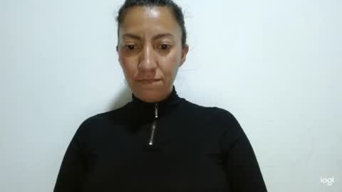 candymilfff online show from August 7, 10:32 pm